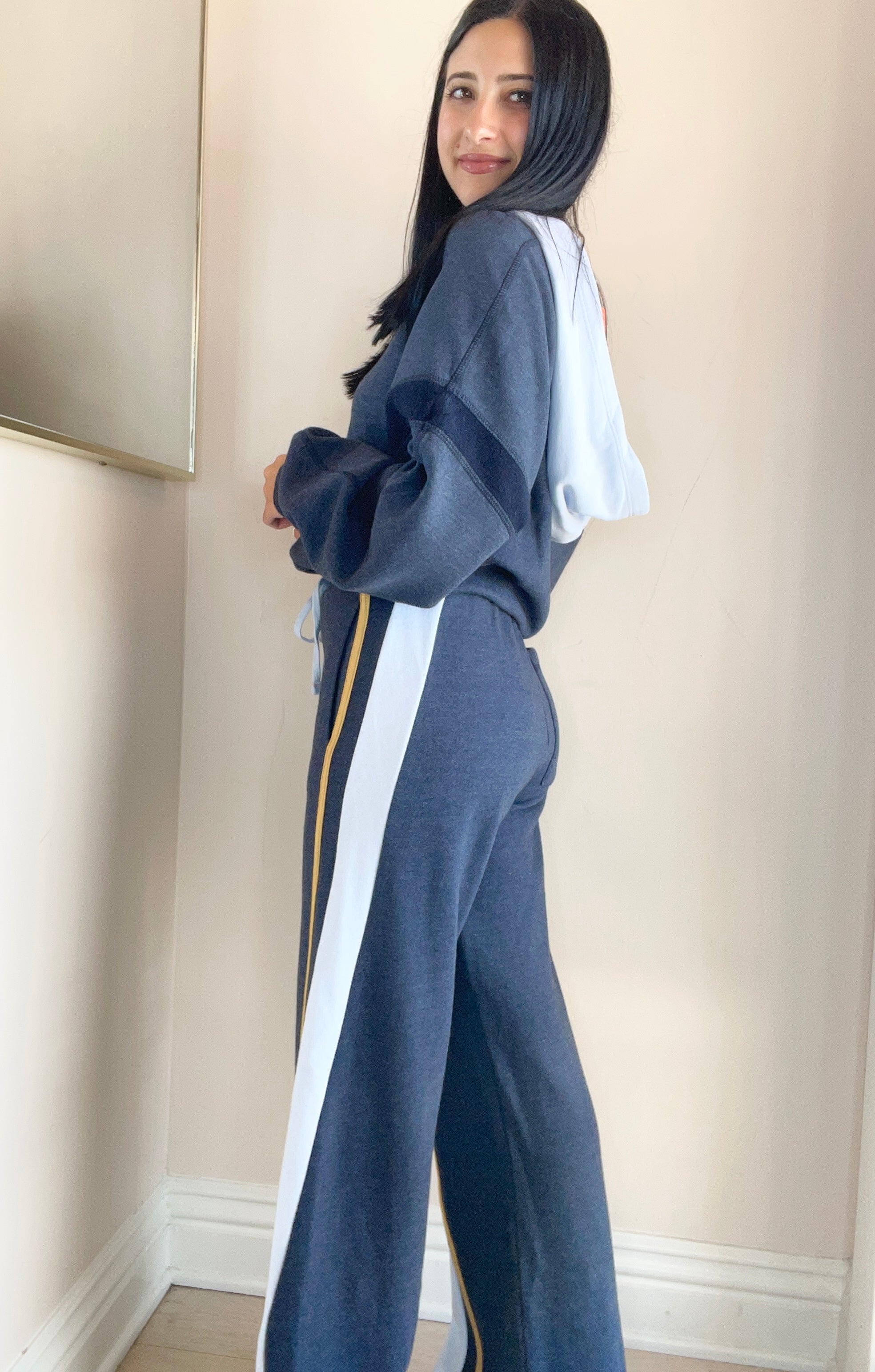 Wide Leg Athlete Pant