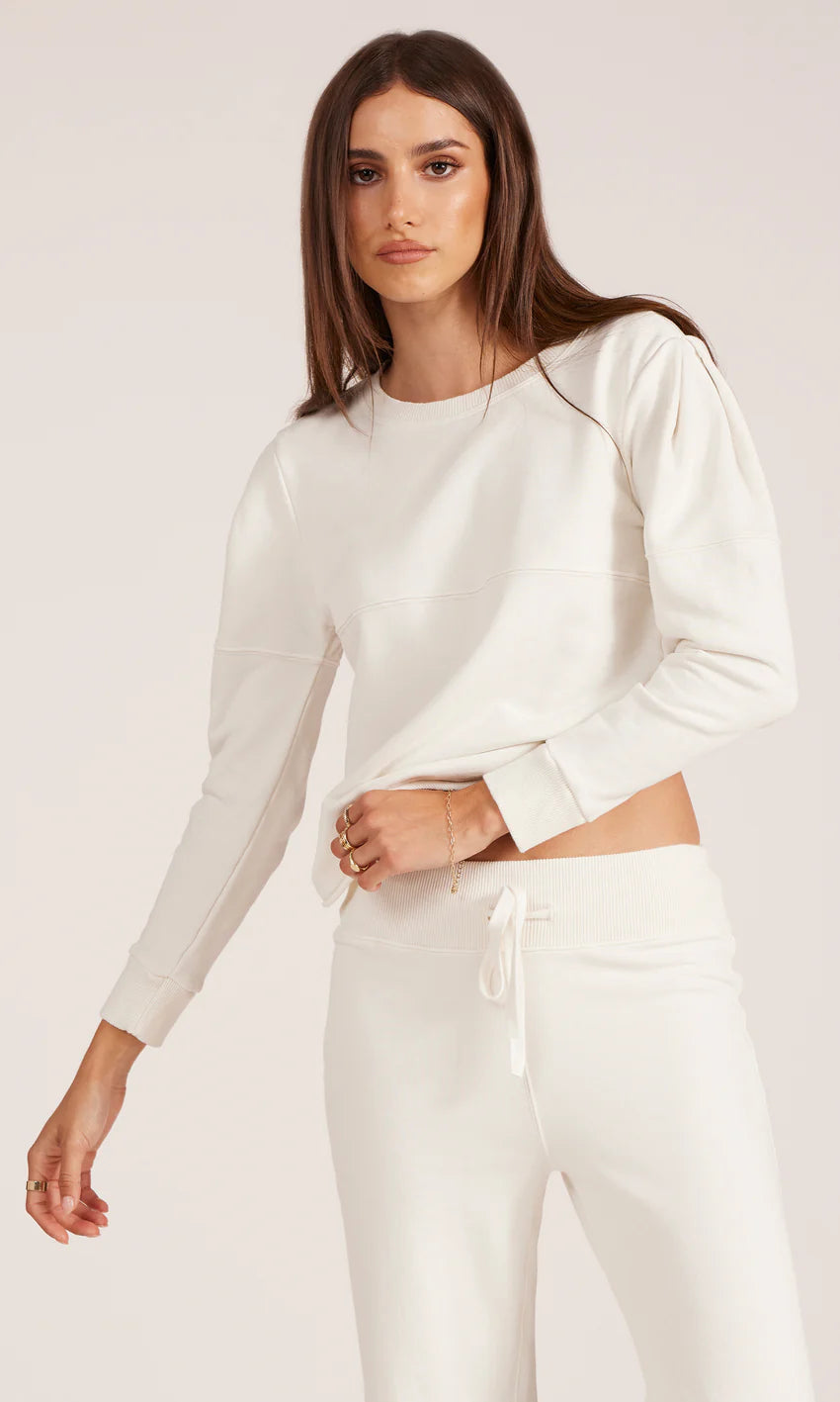 Naomi Pullover
