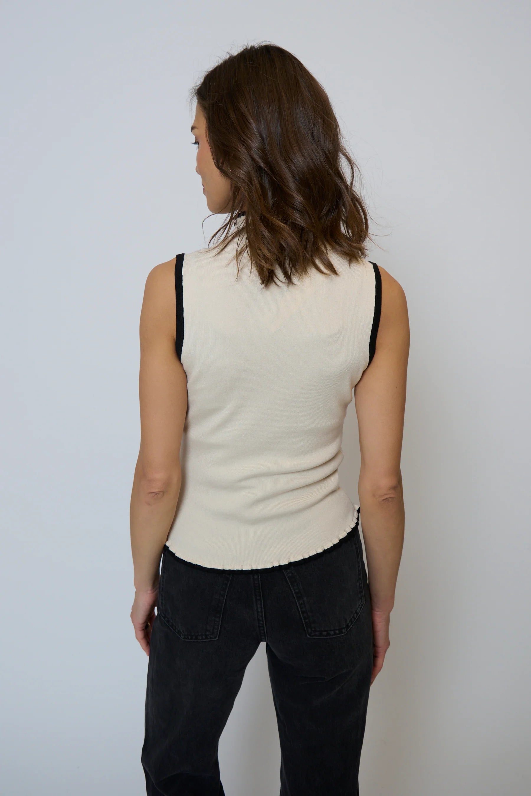 Isla Sleeveless Ruffle Top