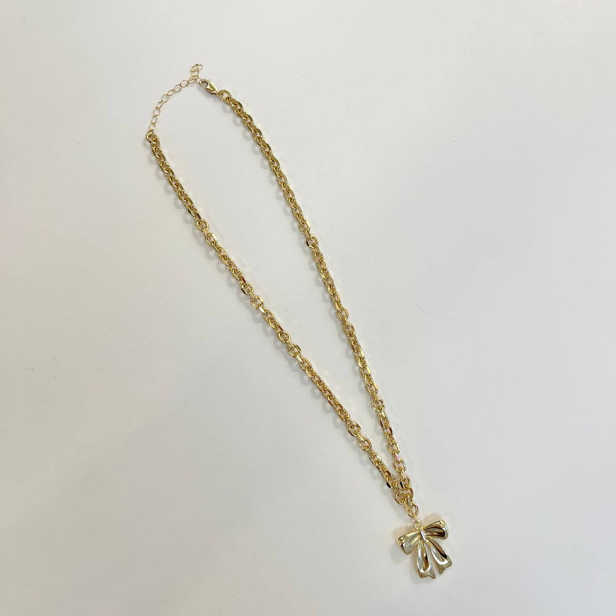 Chunky Bow Necklace