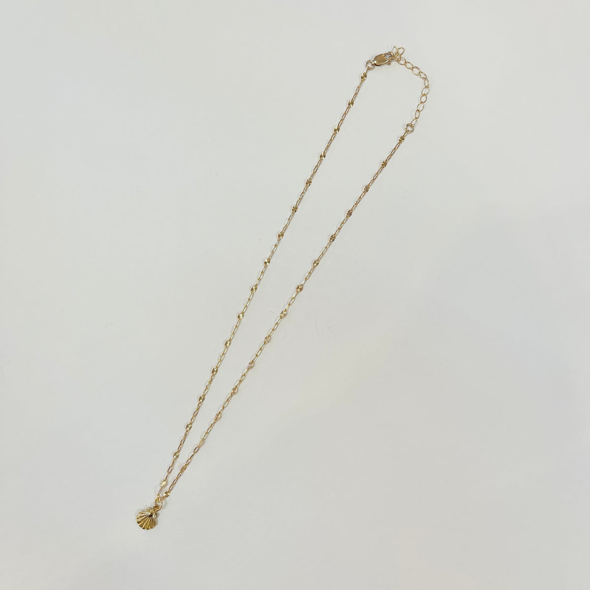 Cove Necklace