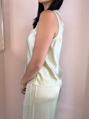 Liz V Neck Tank