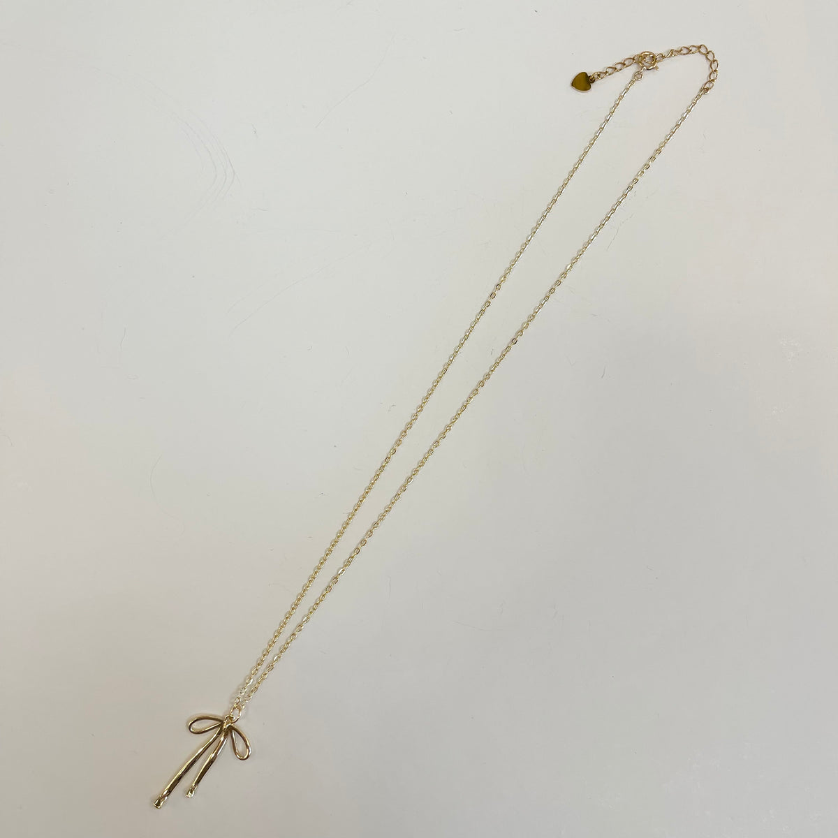 Bow Necklace
