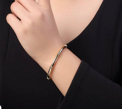 Knot Gold Filled Bangle